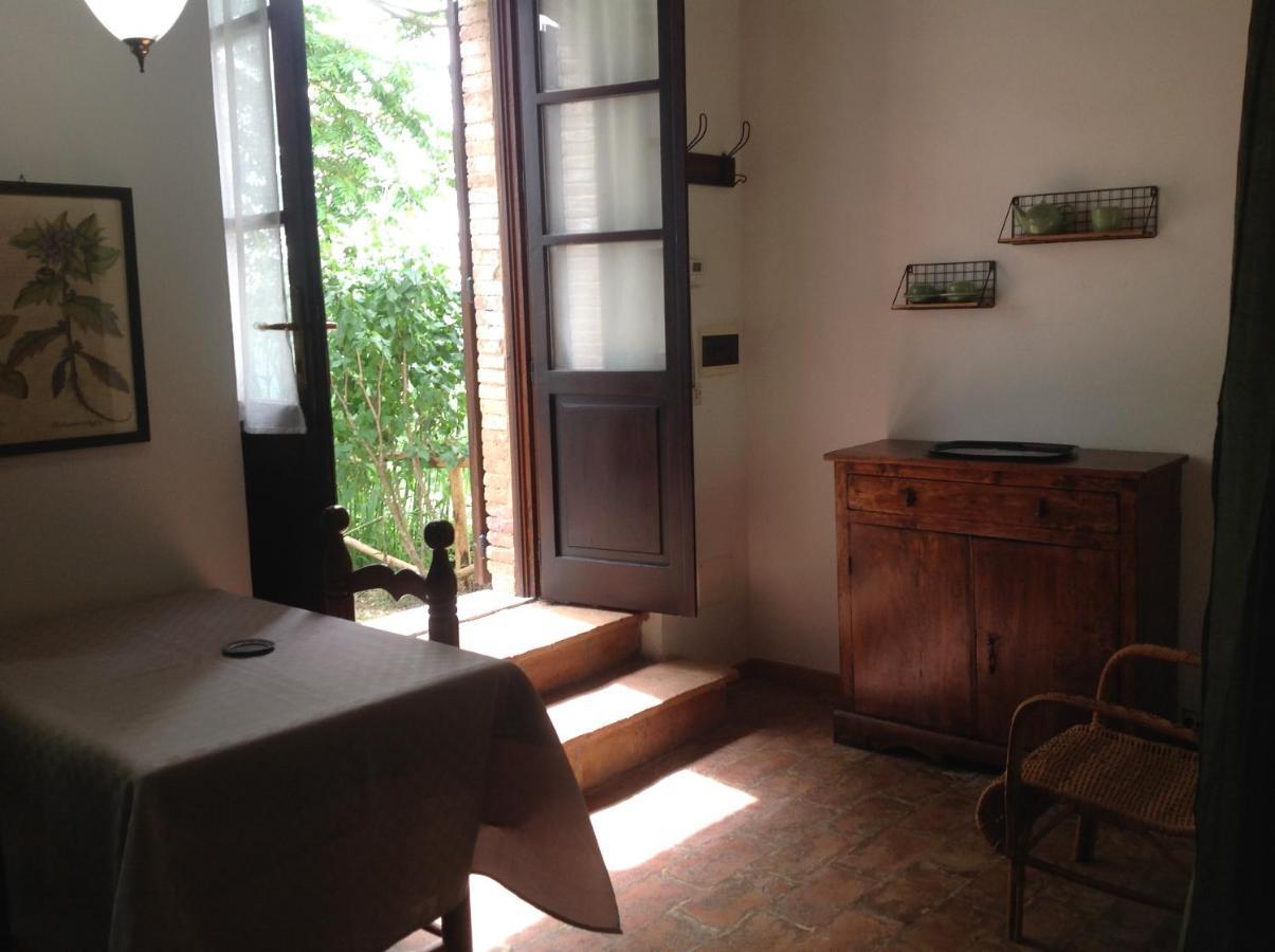 Agriturismo Podere Luchiano 아멜리아 외부 사진