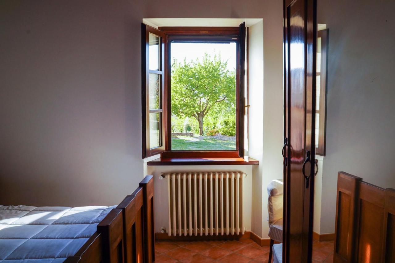 Agriturismo Podere Luchiano 아멜리아 외부 사진