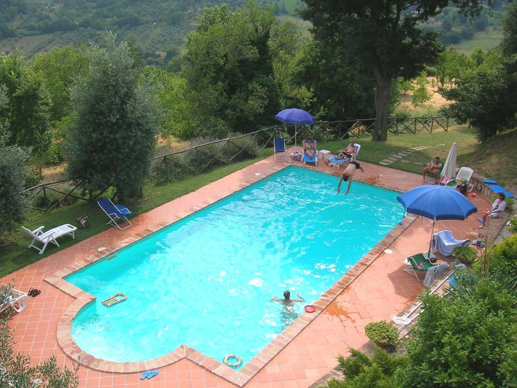Agriturismo Podere Luchiano 아멜리아 외부 사진